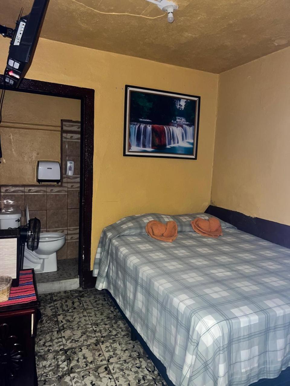 Hotel Alma Maya Antigua Dış mekan fotoğraf