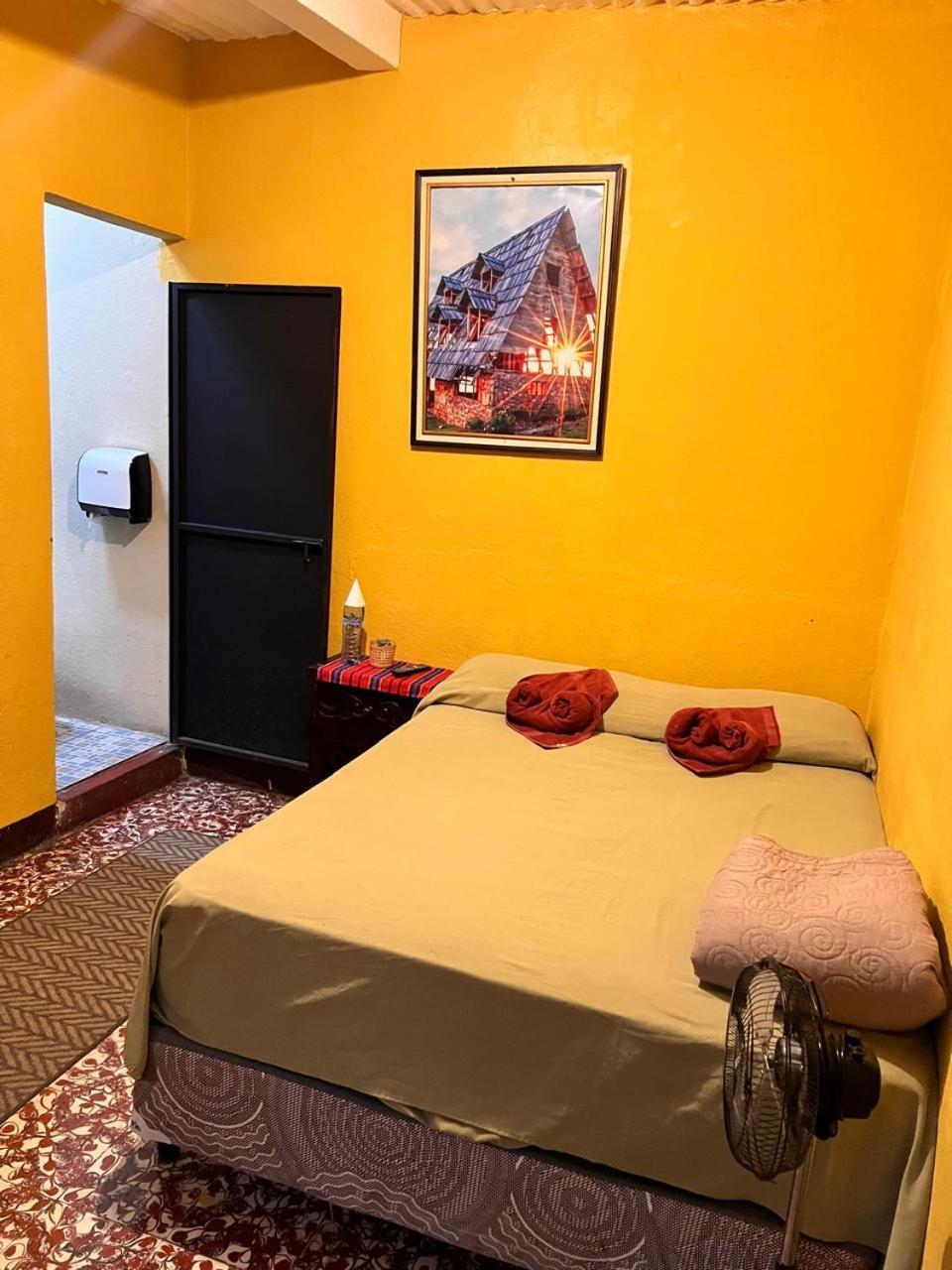 Hotel Alma Maya Antigua Dış mekan fotoğraf