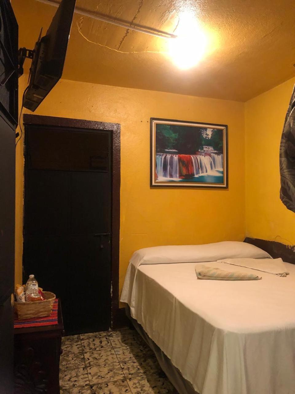 Hotel Alma Maya Antigua Dış mekan fotoğraf